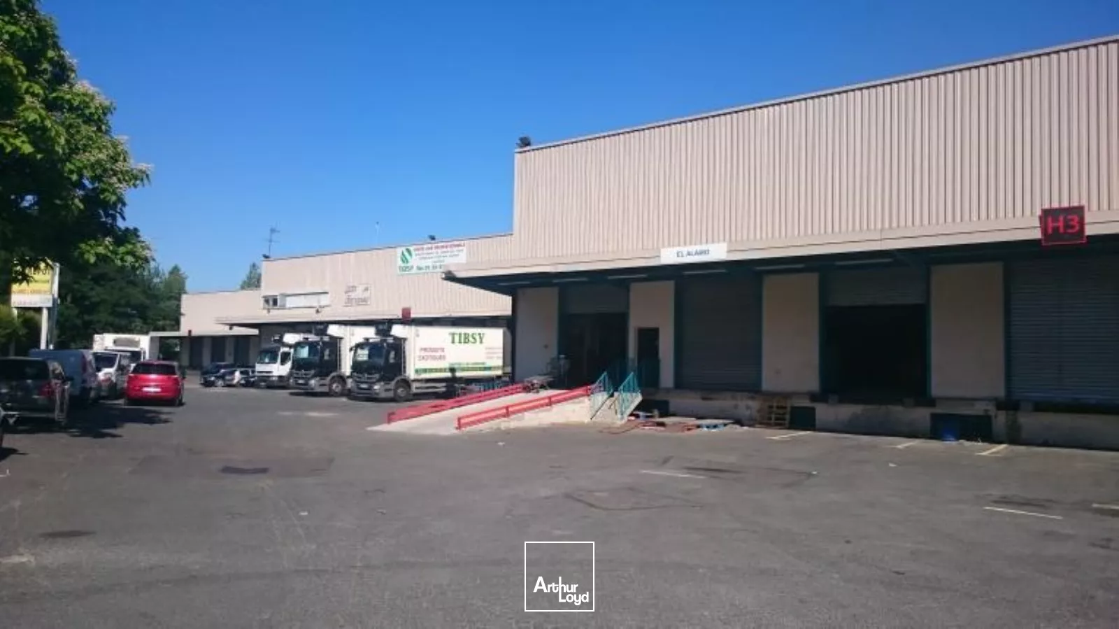 Location entrepôts à partir de 750 m² - Emplacement stratégique en Île-de-France Nord