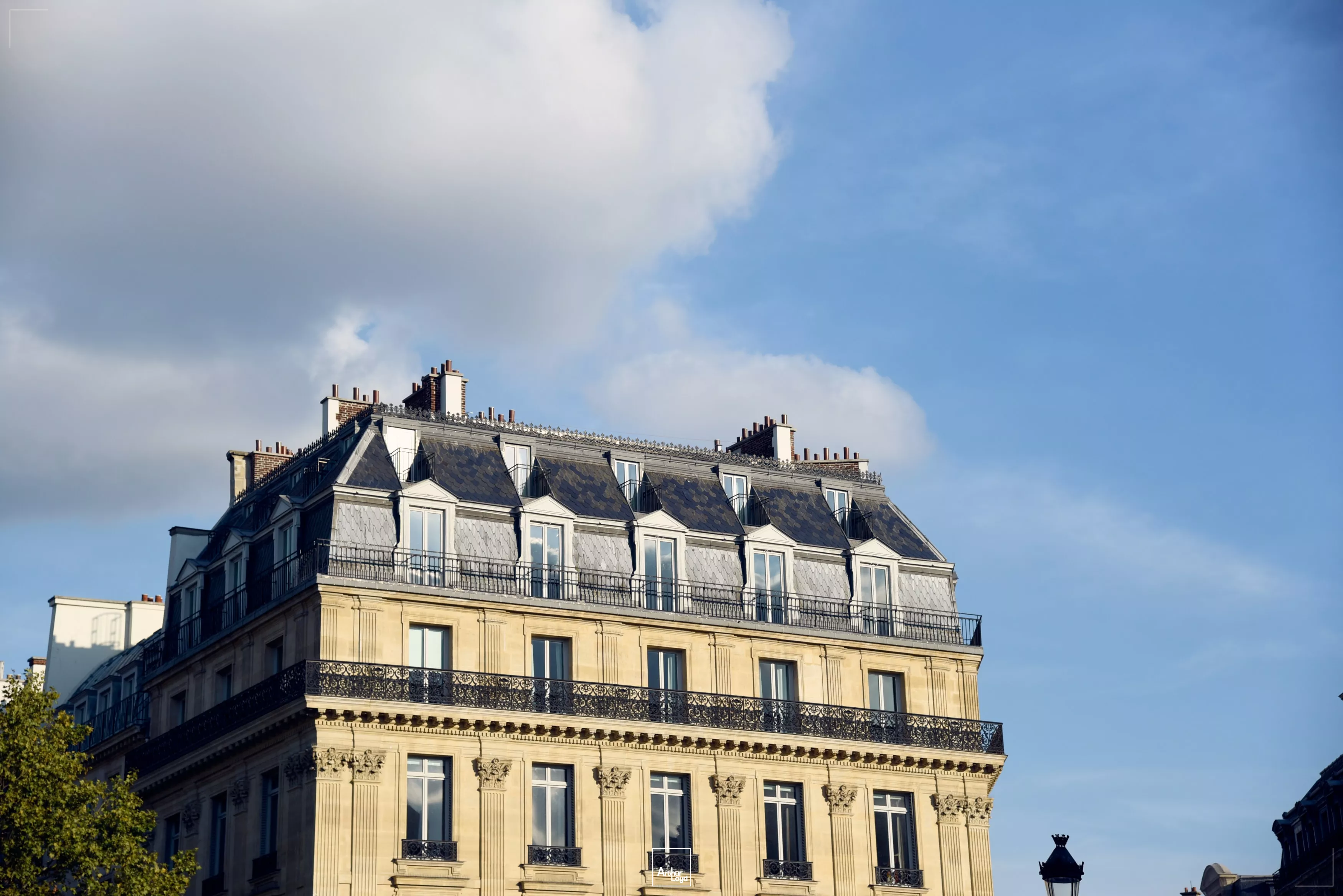 Surfaces de bureaux à vendre à Paris 75008 quartier Saint Lazare