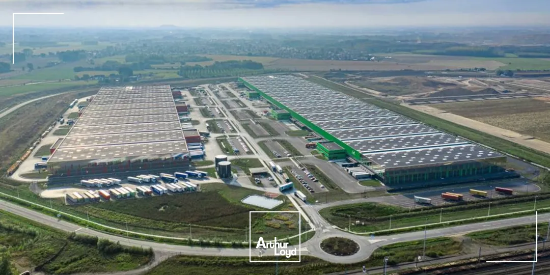 Logistique - Location - DOURGES - 62119 - 12805-63835 - 5291524