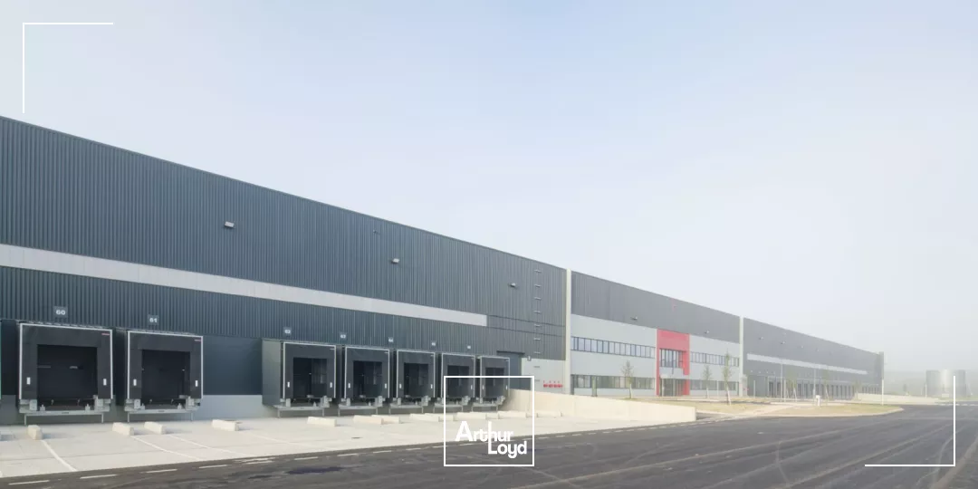 Neuf et XXL sur le Port d'Oudalle