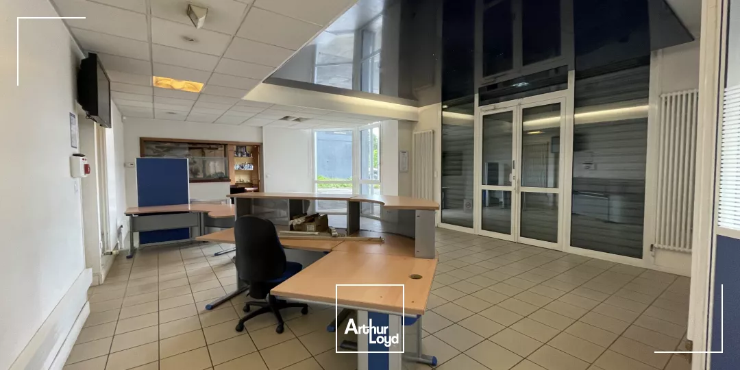 Locaux commerciaux à louer à ROUEN 76000