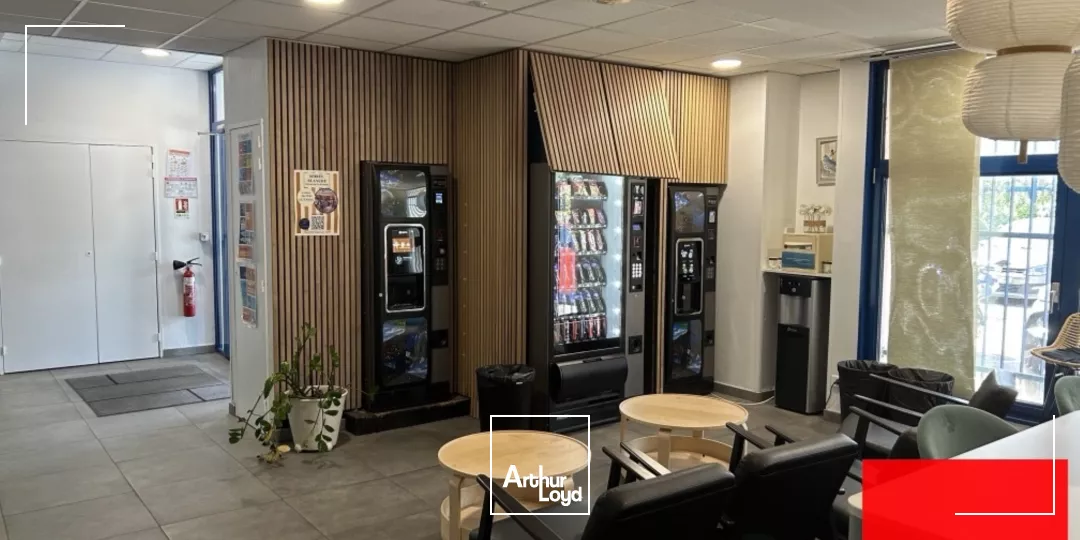 TECHNOPARC 3 - BÂTIMENT DE BUREAUX ERP 5 - À VENDRE OU À LOUER - BASSO CAMBO