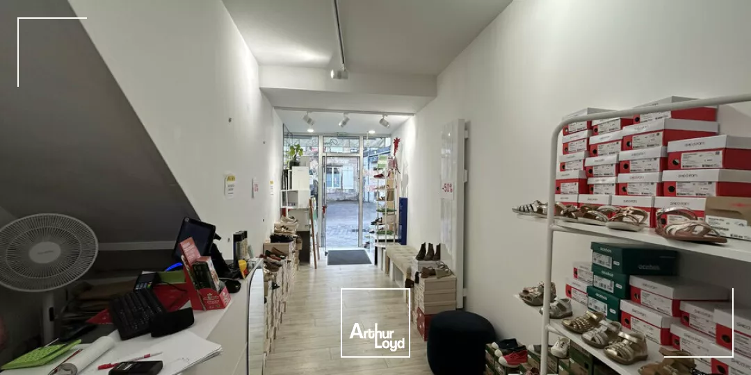 LOCAL COMMERCIAL À LOUER - RUE GAMBETTA, POITIERS - EMPLACEMENT N°1 - 44m² - RARE OPPORTUNITÉ