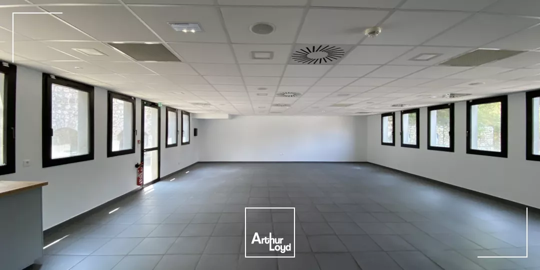 bureaux a louer divisibles à Sassenage 