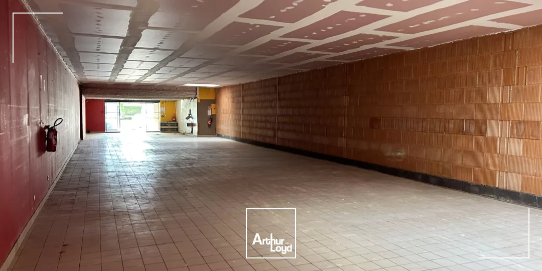 Local commercial à louer à Wasquehal - Axe ultra passant entre Lille, Roubaix et Tourcoing 