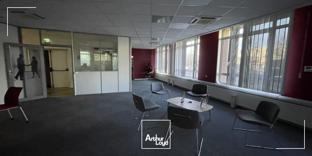 BUREAUX EN CENTRE VILLE DE DOUAI A VENDRE 