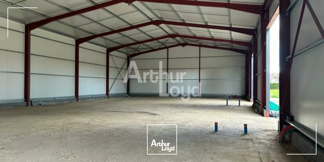 DHUIZON - LOCATION 3 LOCAUX D'ACTIVITÉ DE 250 M² CHACUN 