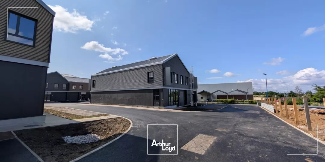 CELLULES NEUVES A LOUER DES 174 M²