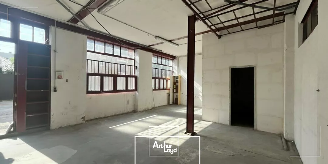 Local à Aménager de 67 m²  Angle de Rue + Stationnement Gratuit - Brive