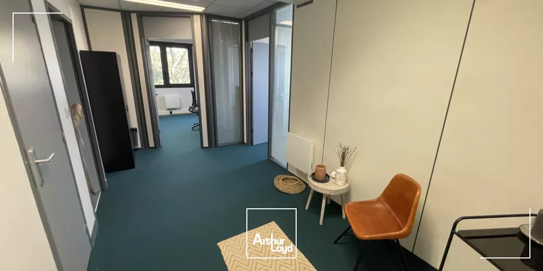 A LOUER BUREAUX 63 M2 COMPIEGNE - ZAC DE MERCIÈRES