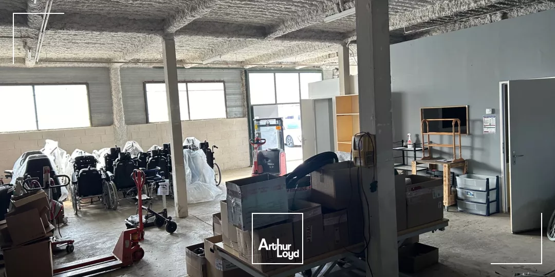 A louer locaux mixtes activité/bureaux sur 2 niveaux