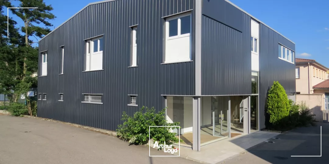 A louer locaux mixtes activité/bureaux sur 2 niveaux