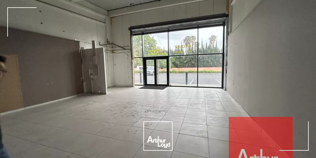 Commerces à louer - Perpignan - 600 m2 divisibles