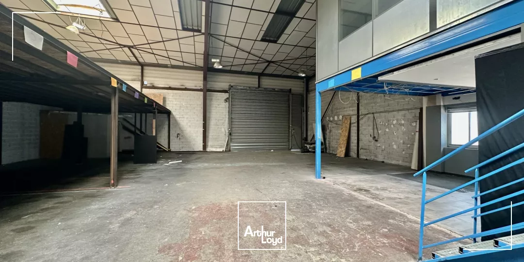 Locaux d'activités à LOUER sur VITROLLES.
