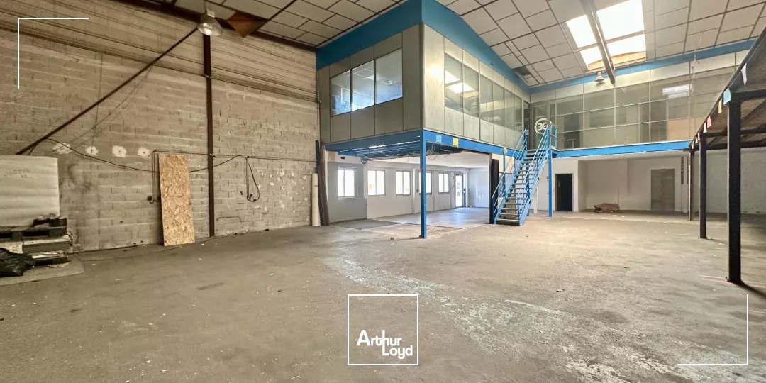 Locaux d'activités à LOUER sur VITROLLES.