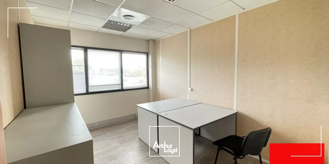 BUREAUX A LOUER - MONTPELLIER MILLENAIRE - PARKINGS