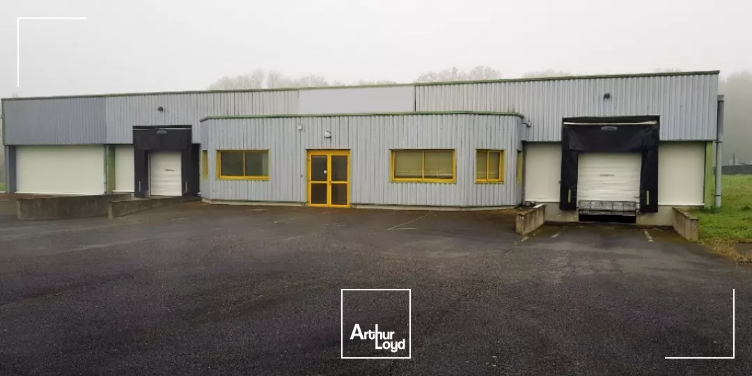 A VENDRE SUD VIENNE - BATIMENT INDUSTRIEL AGRO ALIMENTAIRE DE 900m²