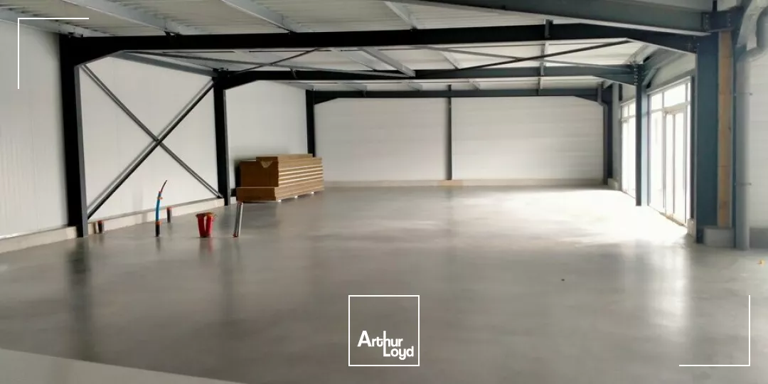 LOCAL COMMERCIAL A LOUER POITIERS SUD 70 m² 