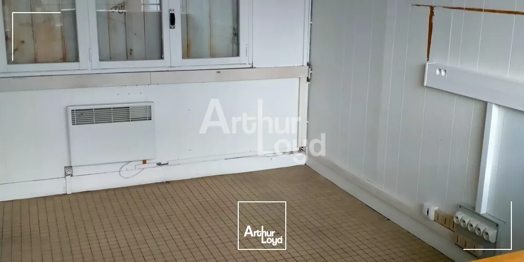 LOCAL DE STOCKAGE SECTEUR ZONE DU SANITAL CHATELLERAULT NORD (86)