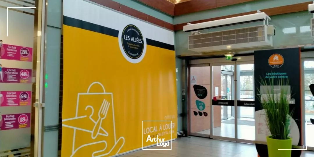 A LOUER CELLULE COMMERCIALE AU SEIN DE LA GALERIE AUCHAN CHATELLERAULT SUD (86)