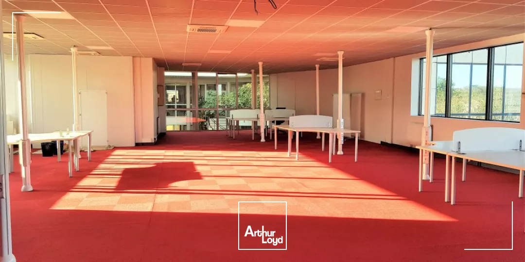 Bureaux à louer 237,65 m² Grand Poitiers Futuroscope