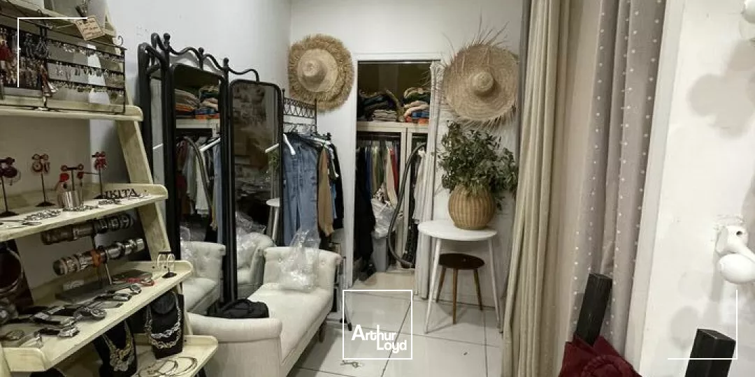 NIORT BEL EMPLACEMENT RUE PREMIUM HYPER CENTRE CESSION DE BAIL