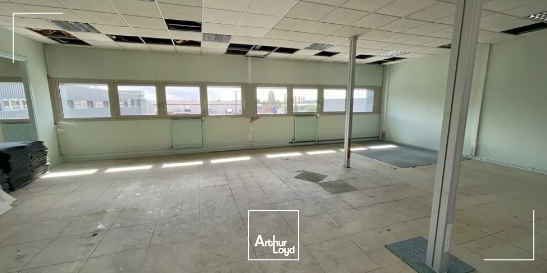 ACHAT BUREAUX NIORT ZONE SAINT LIGUAIRE 300m2 POSSIBILITE JUSQU'A 1022m2