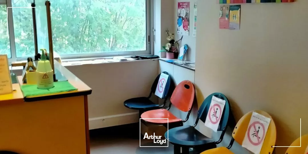 BUREAUX A VENDRE AU SEIN D'UN POLE MEDICAL CENTRE VILLE CHATELLERAULT (86)