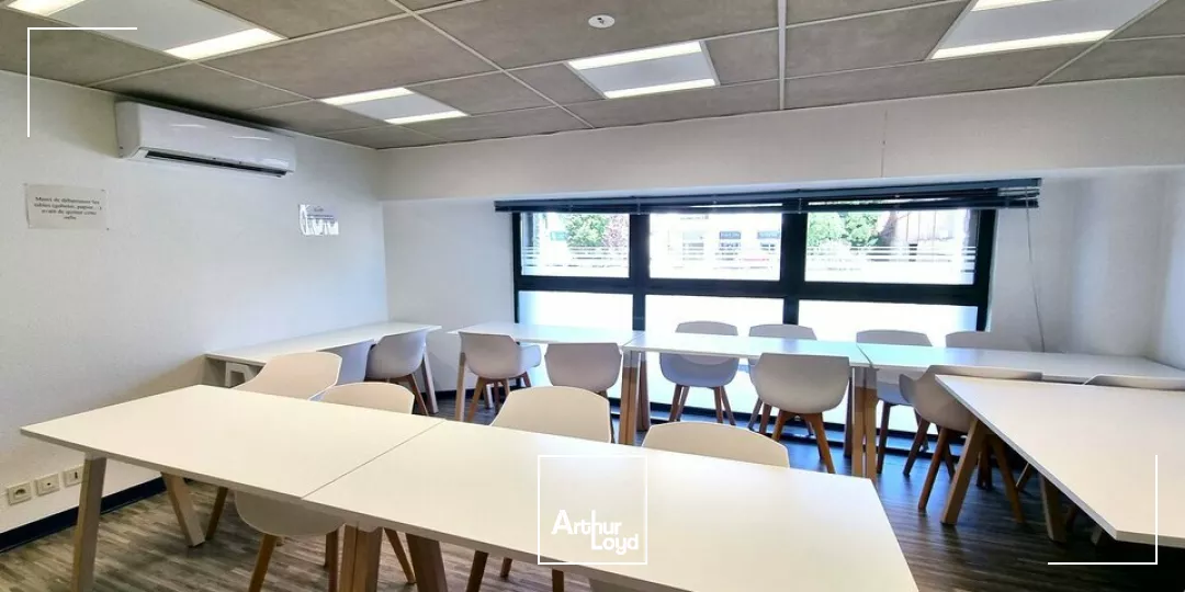 POITIERS BUREAUX OU CENTRE DE FORMATION A VENDRE DE 590M² SECTEUR GARE - CENTRE VILLE