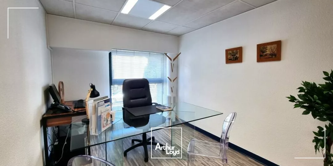 POITIERS BUREAUX OU CENTRE DE FORMATION A VENDRE DE 590M² SECTEUR GARE - CENTRE VILLE