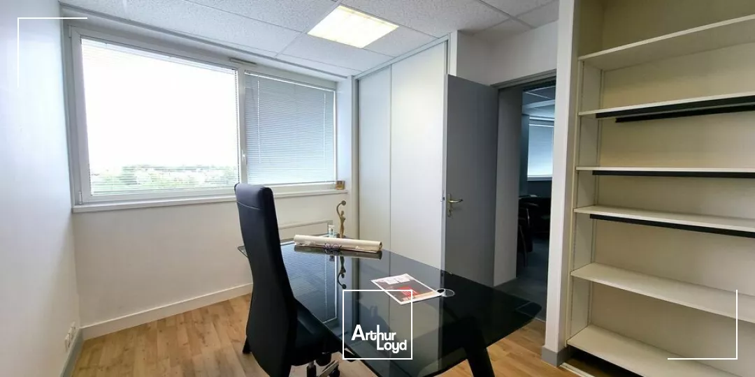 BUREAUX A LOUER CHASSENEUIL FUTUROSCOPE - GRAND POITIERS - 90M²