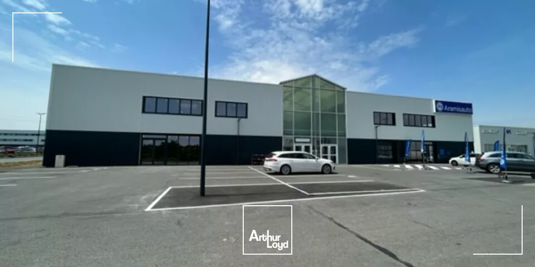 A LOUER BUREAUX NEUFS ZI REPUBLIQUE / POITIERS NORD 650m² 