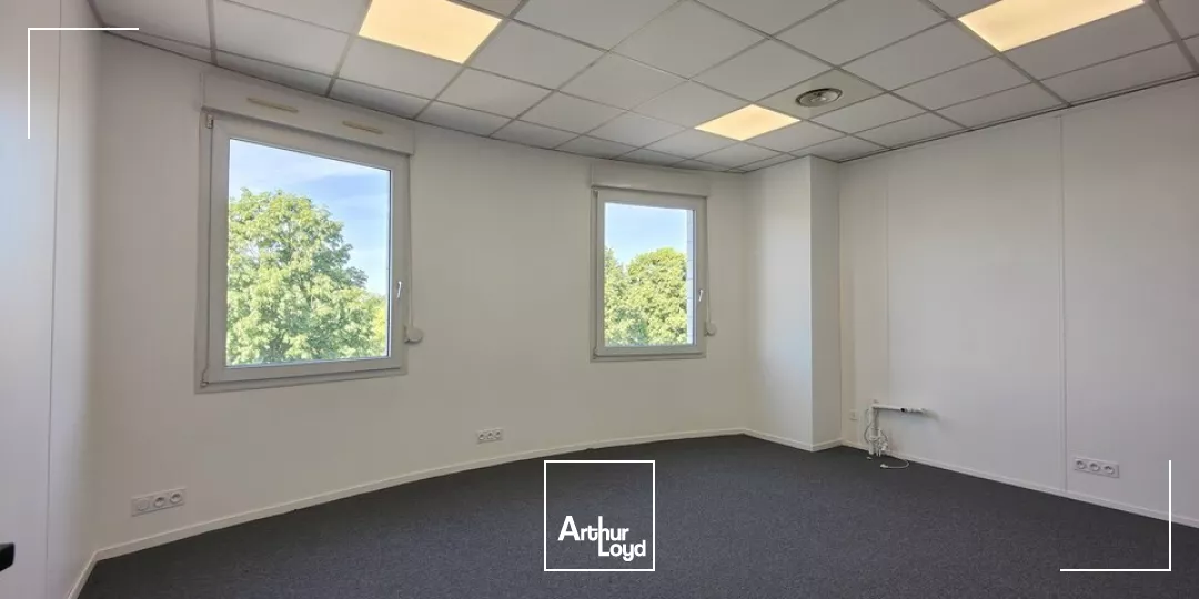 POITIERS ZI REPUBLIQUE - BUREAUX A LOUER DE 150M² 