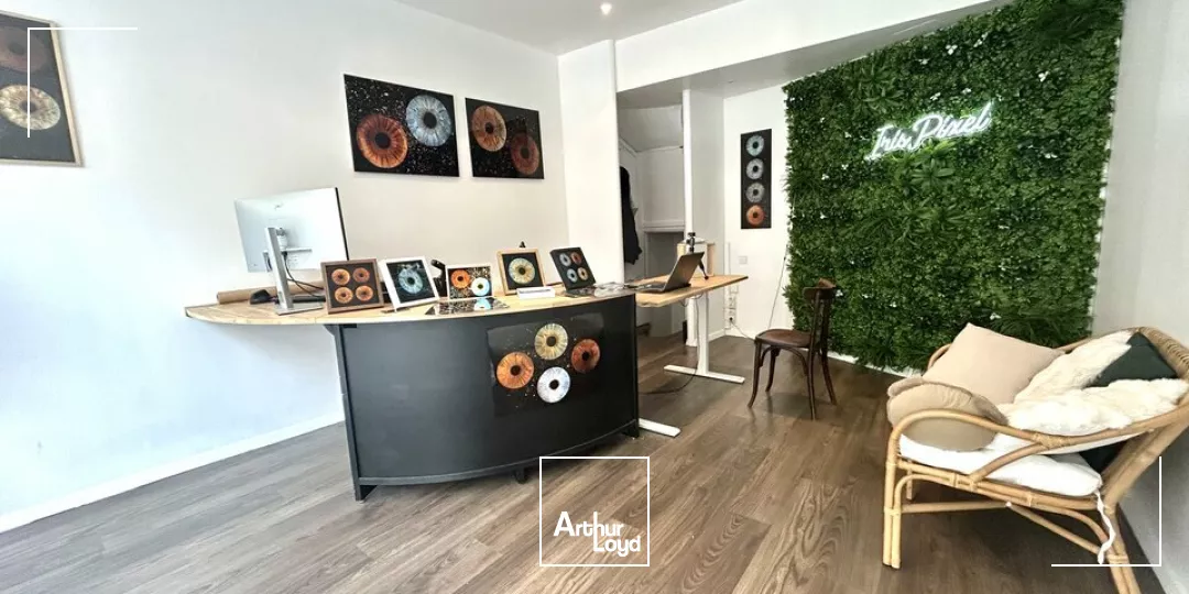 LOCAL COMMERCIAL 20M2 POITIERS HYPER CENTRE PIETON