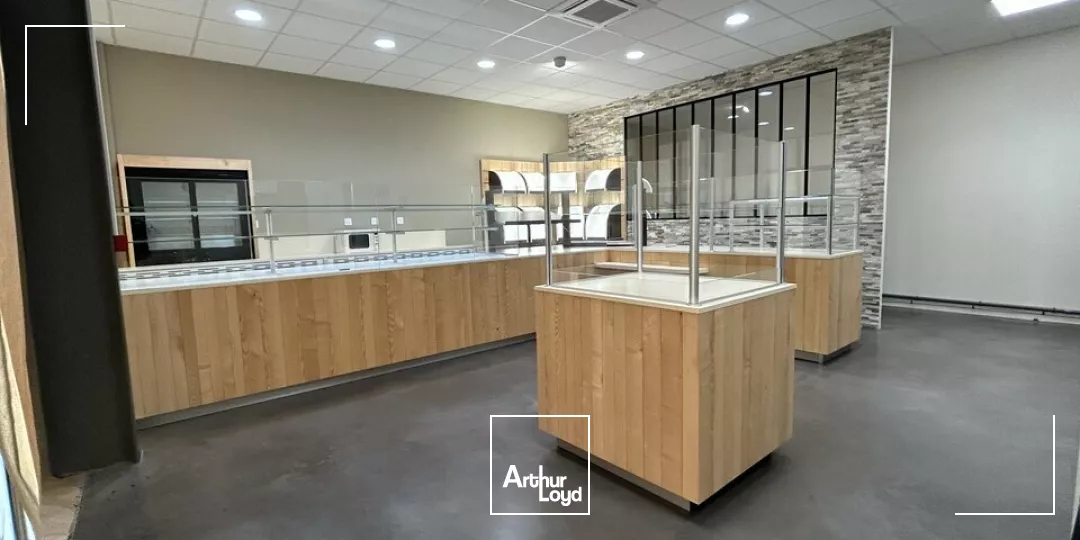 LOCAL COMMERCIAL AU BORD DE L'AXE ROUTIER POITIERS - CHÂTELLERAULT 