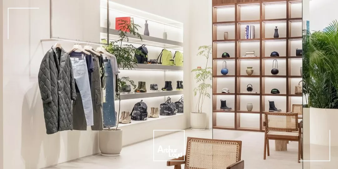 PLEIN CENTRE VILLE DE BIARRITZ LOCAL D'ANGLE