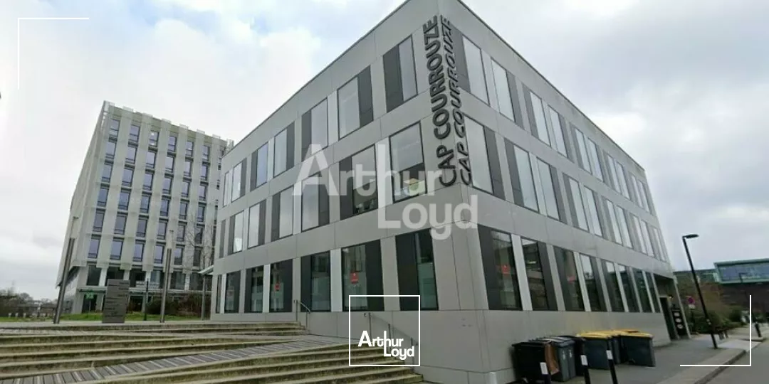 SAINT JACQUES DE LA LANDE - LA COURROUZE - BUREAUX A LOUER - 477 M² DIVISIBLE