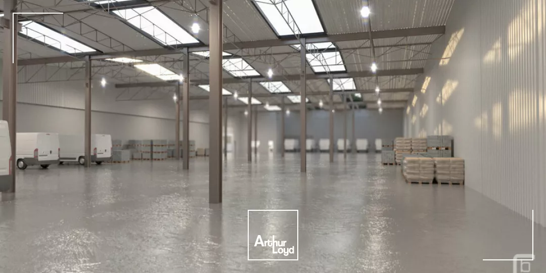 TOURS OUEST MENNETON - A LOUER LOCAL D'ACTIVITES REHABILITE 2 308 M² TERRAIN 3 100 M²