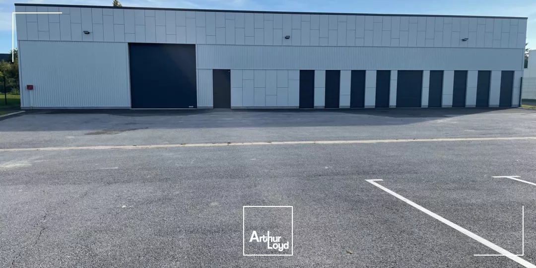 Local d'activité indépendant - Neuf - 772 m2 - A vendre