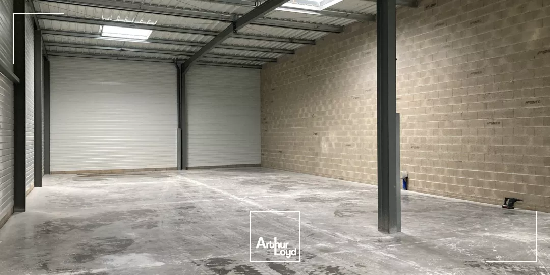 Local d'activité indépendant - Neuf - 772 m2 - A vendre