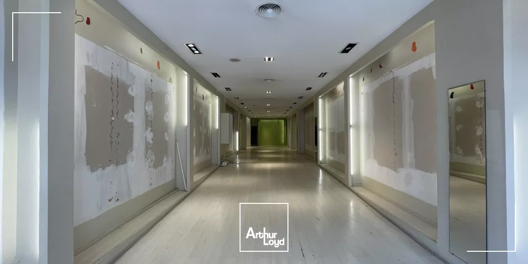 A LOUER - LOCAL COMMERCIAL N° 1 - 106 M2 - SAINT-QUENTIN