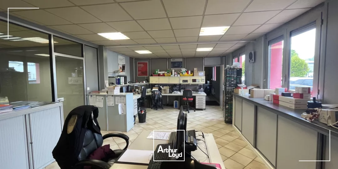 Locaux d'activité à louer à SAINT ETIENNE DU ROUVRAY 76800