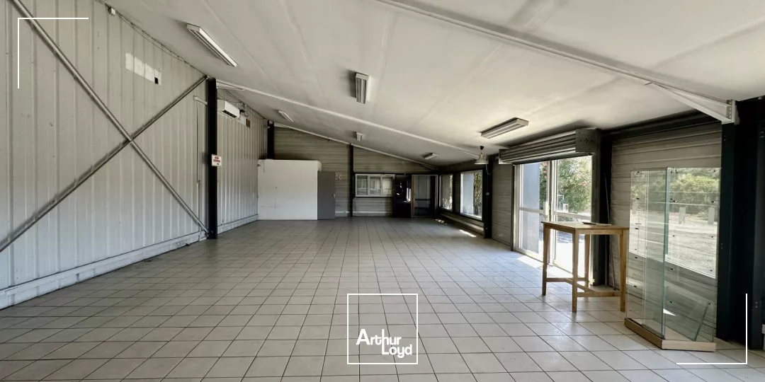 Local d'activités avec terrain à LOUER sur GARDANNE