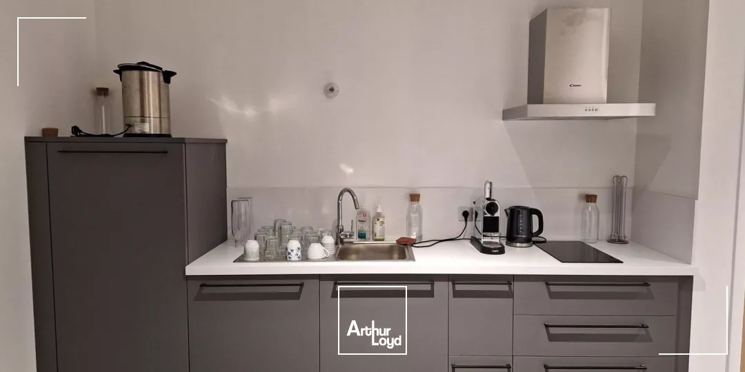 BUREAUX NEUFS A LOUER 432M² A ECHIROLLES AVEC PARKINGS