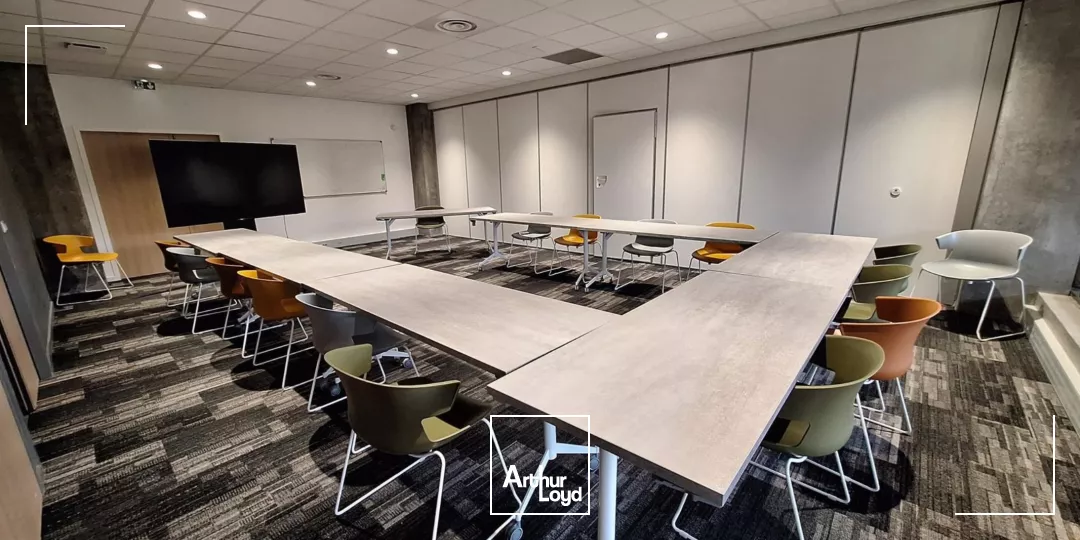 BUREAUX NEUFS A LOUER 432M² A ECHIROLLES AVEC PARKINGS