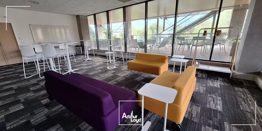 BUREAUX NEUFS A LOUER 432M² A ECHIROLLES AVEC PARKINGS
