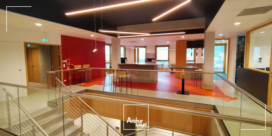 LOCATION DE BUREAUX NEUFS SAINT MARTIN LE VINOUX PROCHE GARE ET TRAM