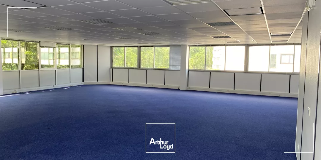 Bureaux avec places de stationnement à louer à Mérignac - Parc Cadera Sud