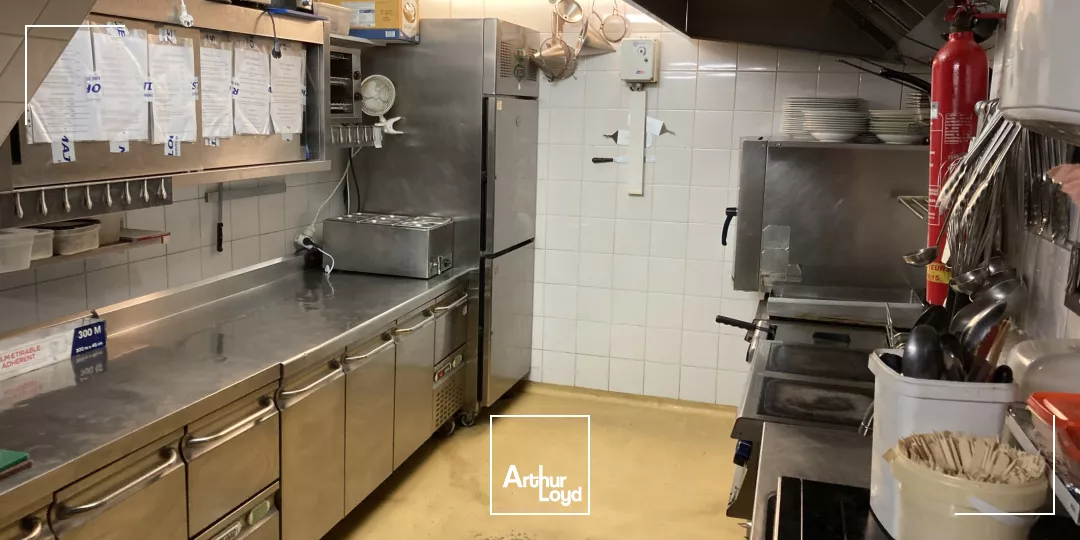 Cession de Fonds de Commerce 100 m² - Restaurant à Bordeaux Centre