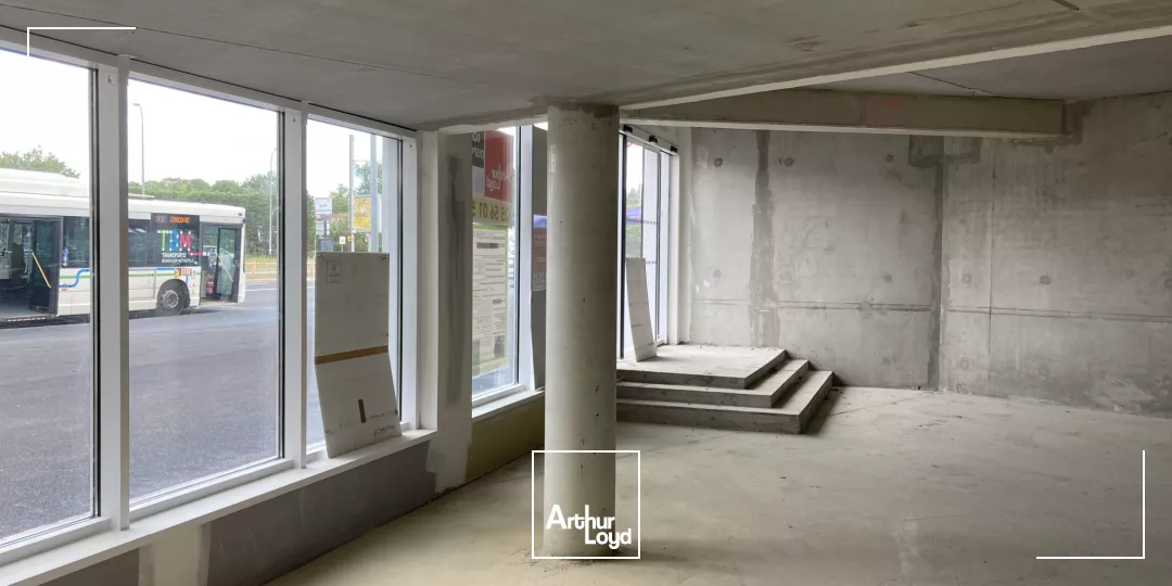 Murs commerciaux de 473 m2 à vendre à Mérignac